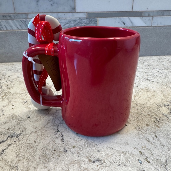 NWT Rae Dunn "Hot Cocoa " Christmas mug red ceramic with candy cane spoon - Picture 8 of 10